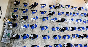 حدود یک میلیون نفر از کنکور 98 استقبال کردند حدود یک میلیون نفر از کنکور 98 استقبال کردند